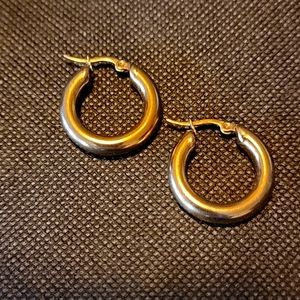 18kt gold filled hoop earrings